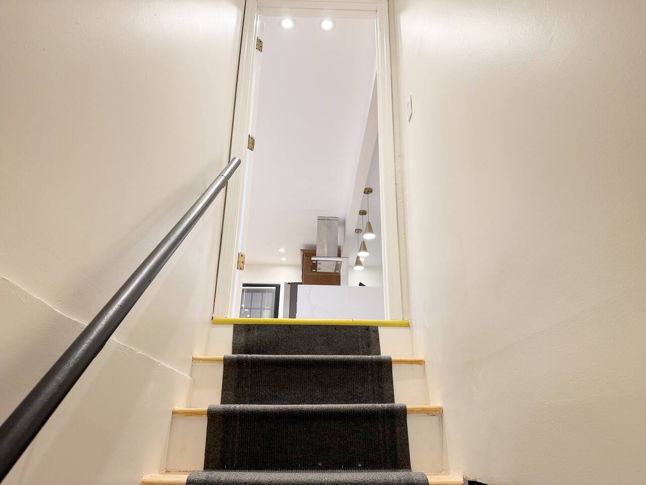 Northside Newly Renovated & Stylish 3BR/2.5BA