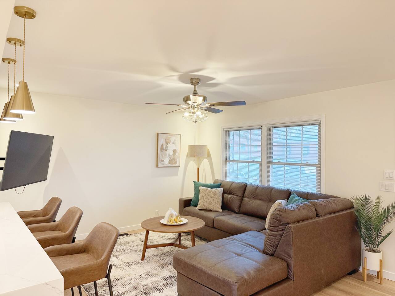 Northside Newly Renovated & Stylish 3BR/2.5BA