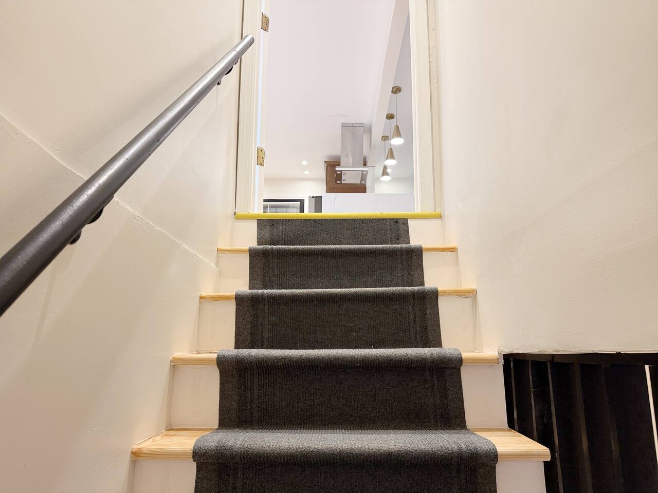 Northside Newly Renovated & Stylish 3BR/2.5BA