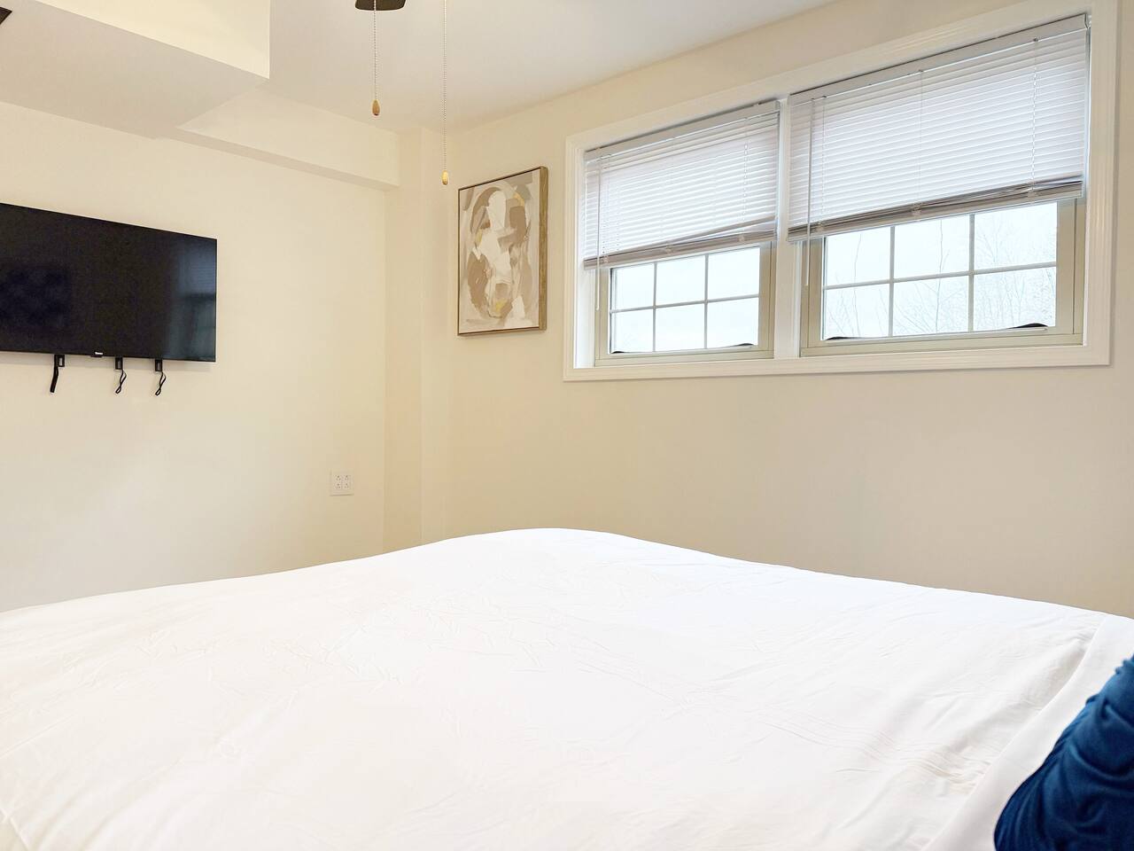 Northside Newly Renovated & Stylish 3BR/2.5BA