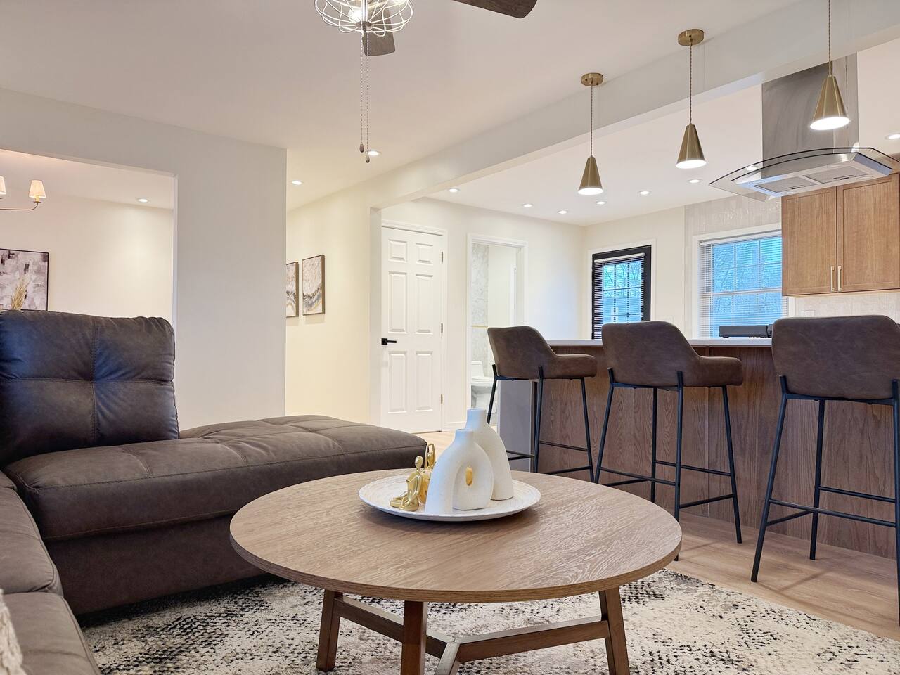 Northside Newly Renovated & Stylish 3BR/2.5BA