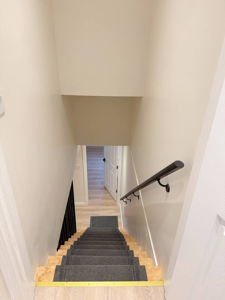 Northside Newly Renovated & Stylish 3BR/2.5BA