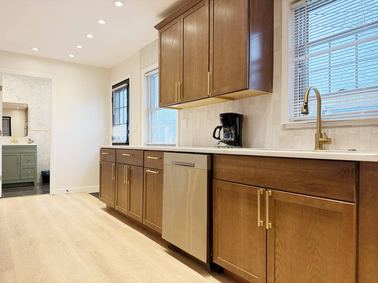 Northside Newly Renovated & Stylish 3BR/2.5BA