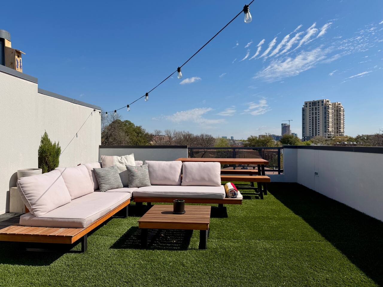 15 Min Drive 2 FIFA Near Shops & Restaurants!