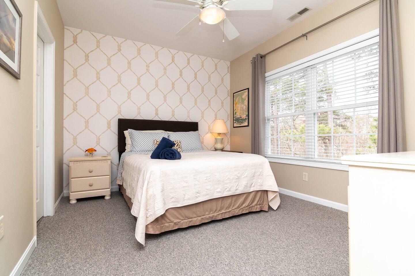 Beach House photo 26
