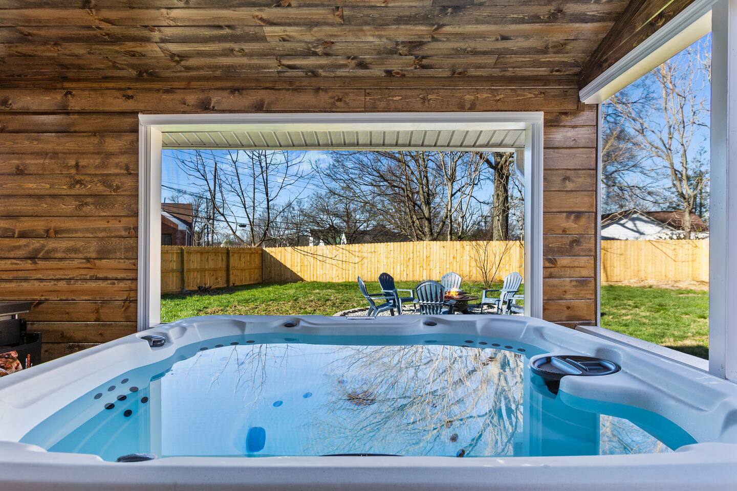 The Luxe/Hot Tub/2 King Beds/Game Room/Firepit