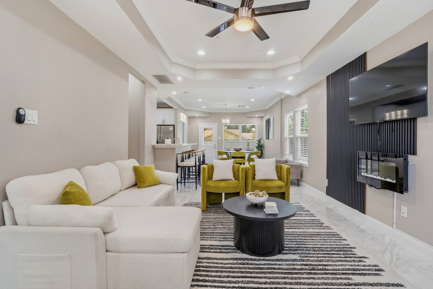 Sleeps 14+ GameRoom + LaserTag + BBQ