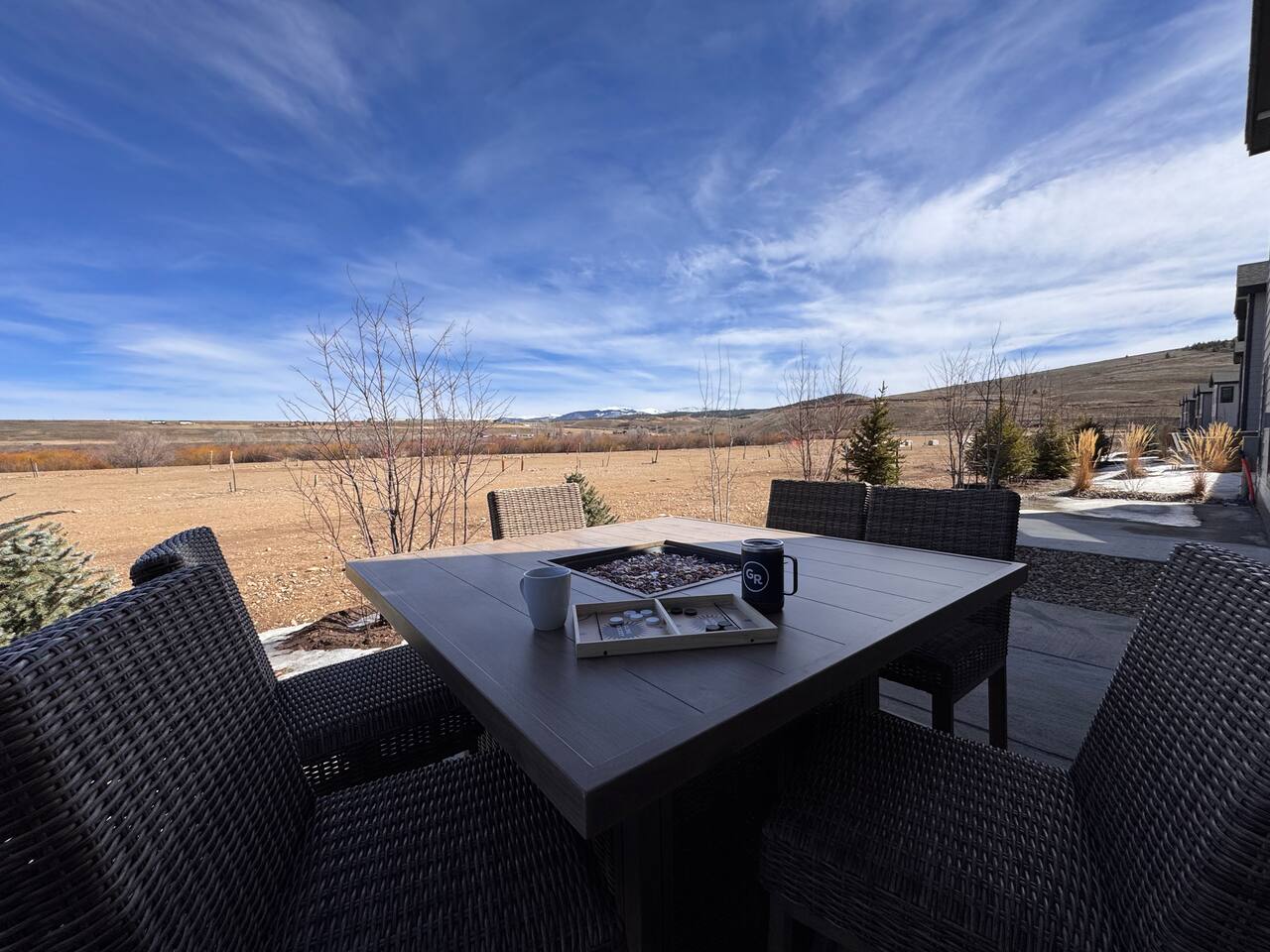 Basecamp - Ski·Golf·Fish·Lake - Fire Table + Views