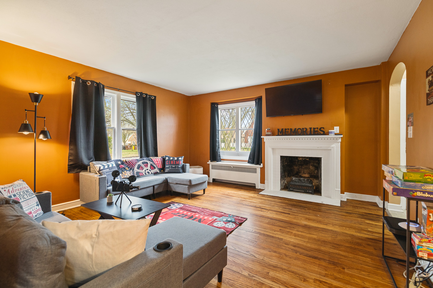 Theater Nights, Game Room & Balcony Delights