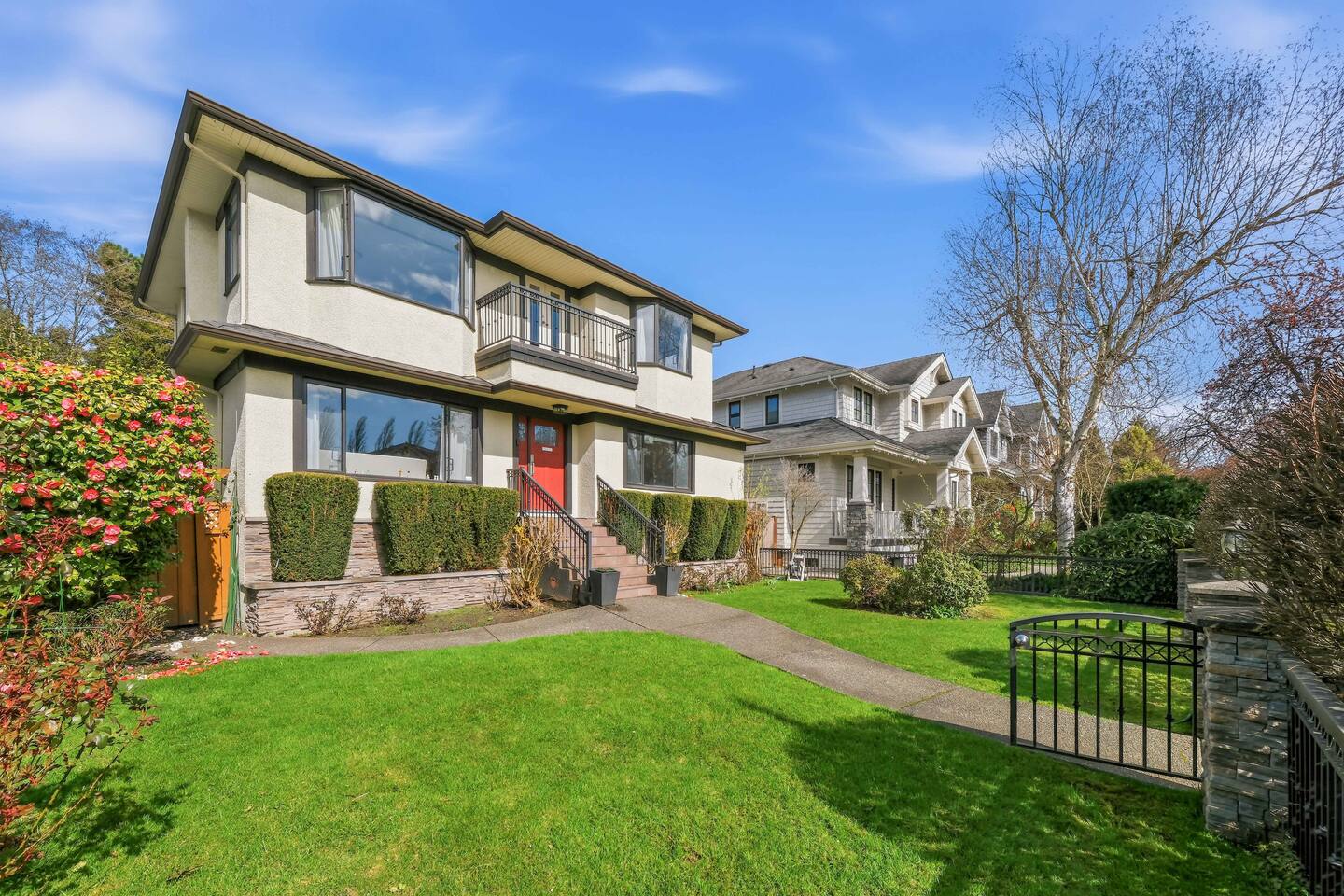 Luxury 5BR Point Grey | Jericho Beach + Downtown