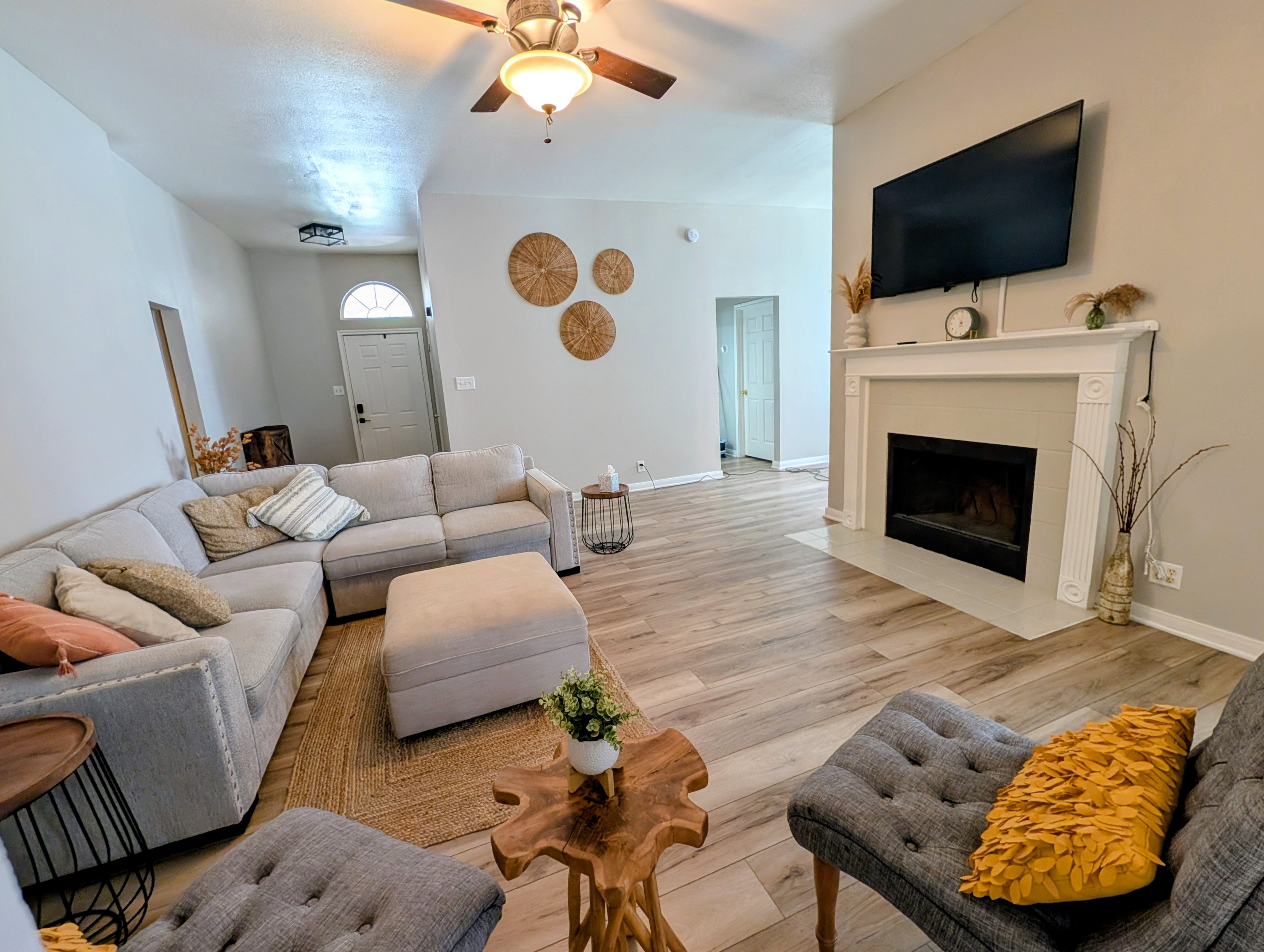 5mi to SeaWorld | King Bed | Sleeps8 | Cowboy Moon