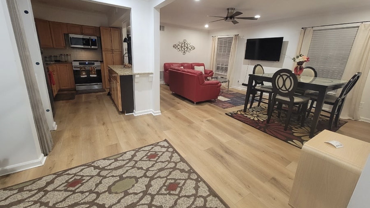 2 Bed/ 1.5 Bath Chamblee Condo