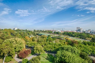 View from the balcony overlooking the Park Eduardo VII. You can go jogging or take a walk in the park and check out the botanical garden.
