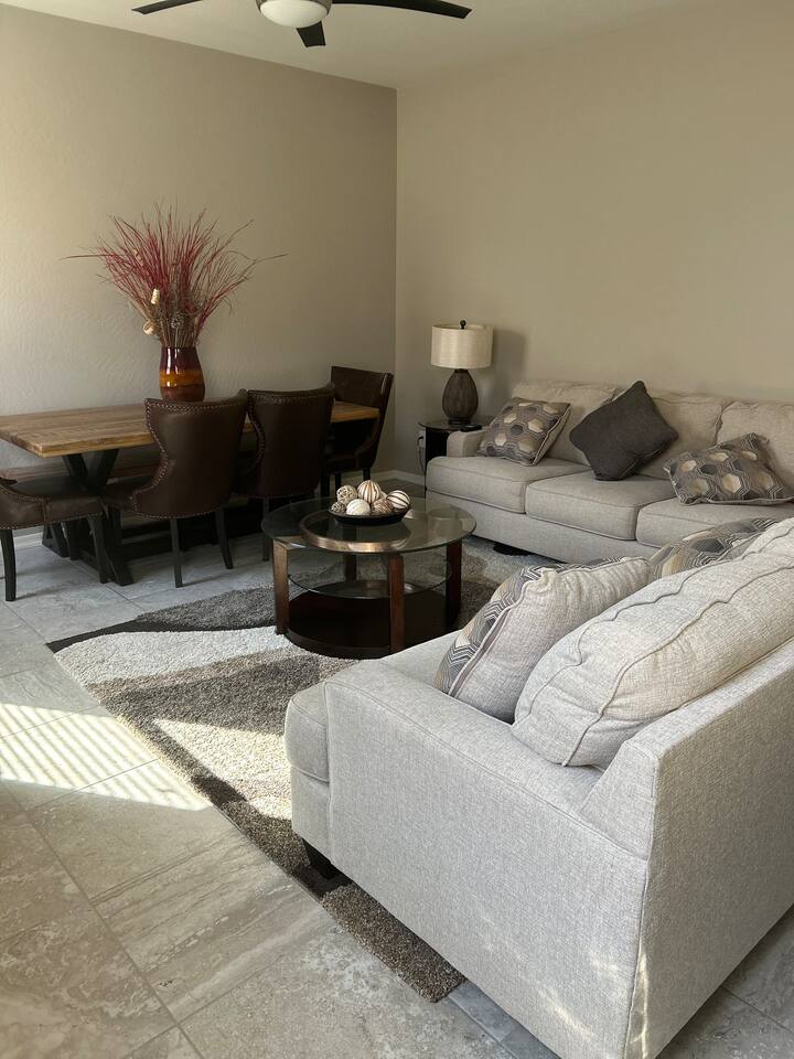 Spacious Desert Suite • Minutes to Phoenix | Pets!