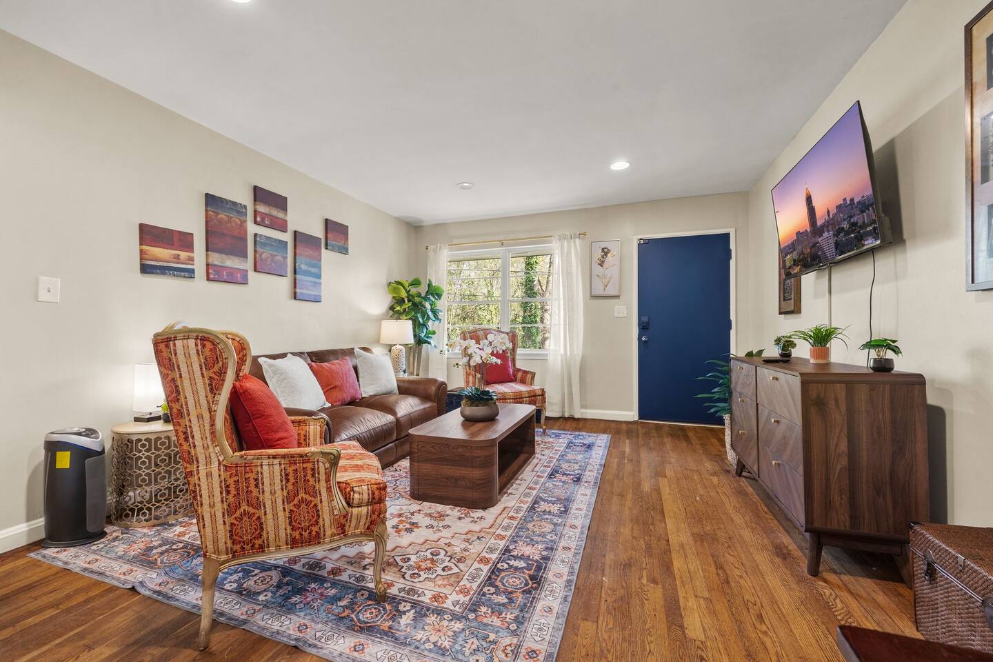 Pet-Friendly 2BR Duplex Near Buckhead ATL