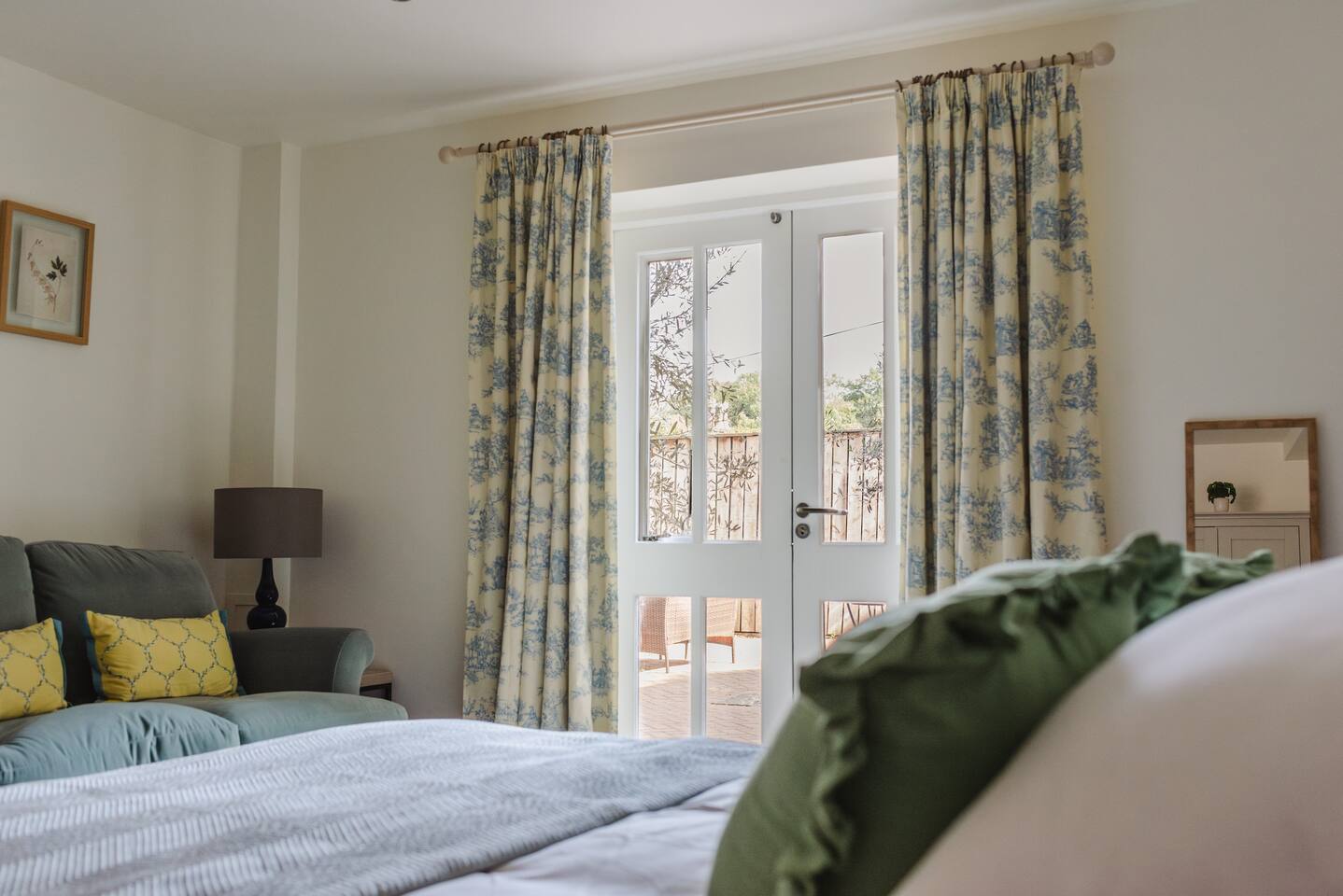 Beautifully Converted Coach House