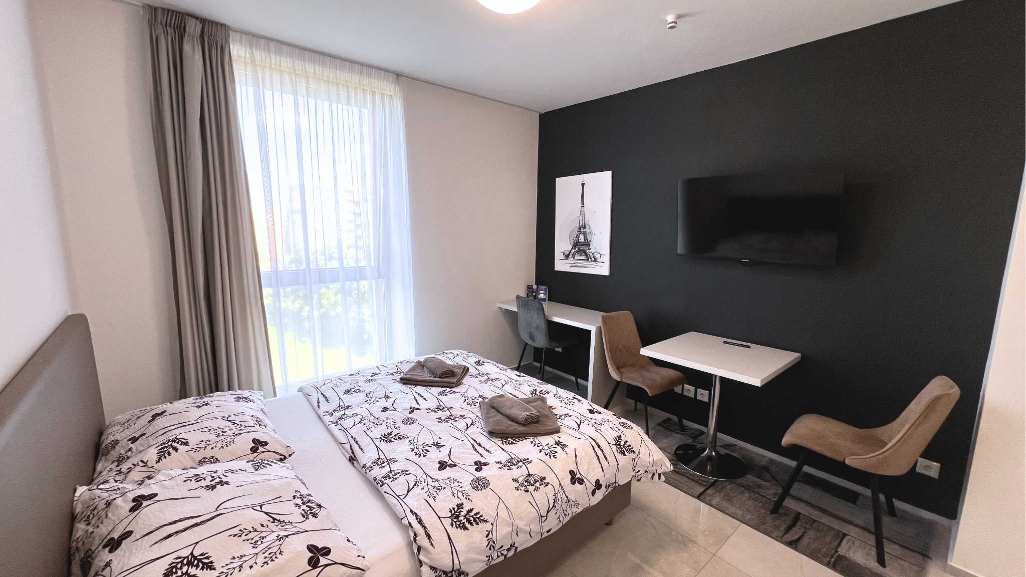 1 room Apartment with AC, Vienna Gate 1