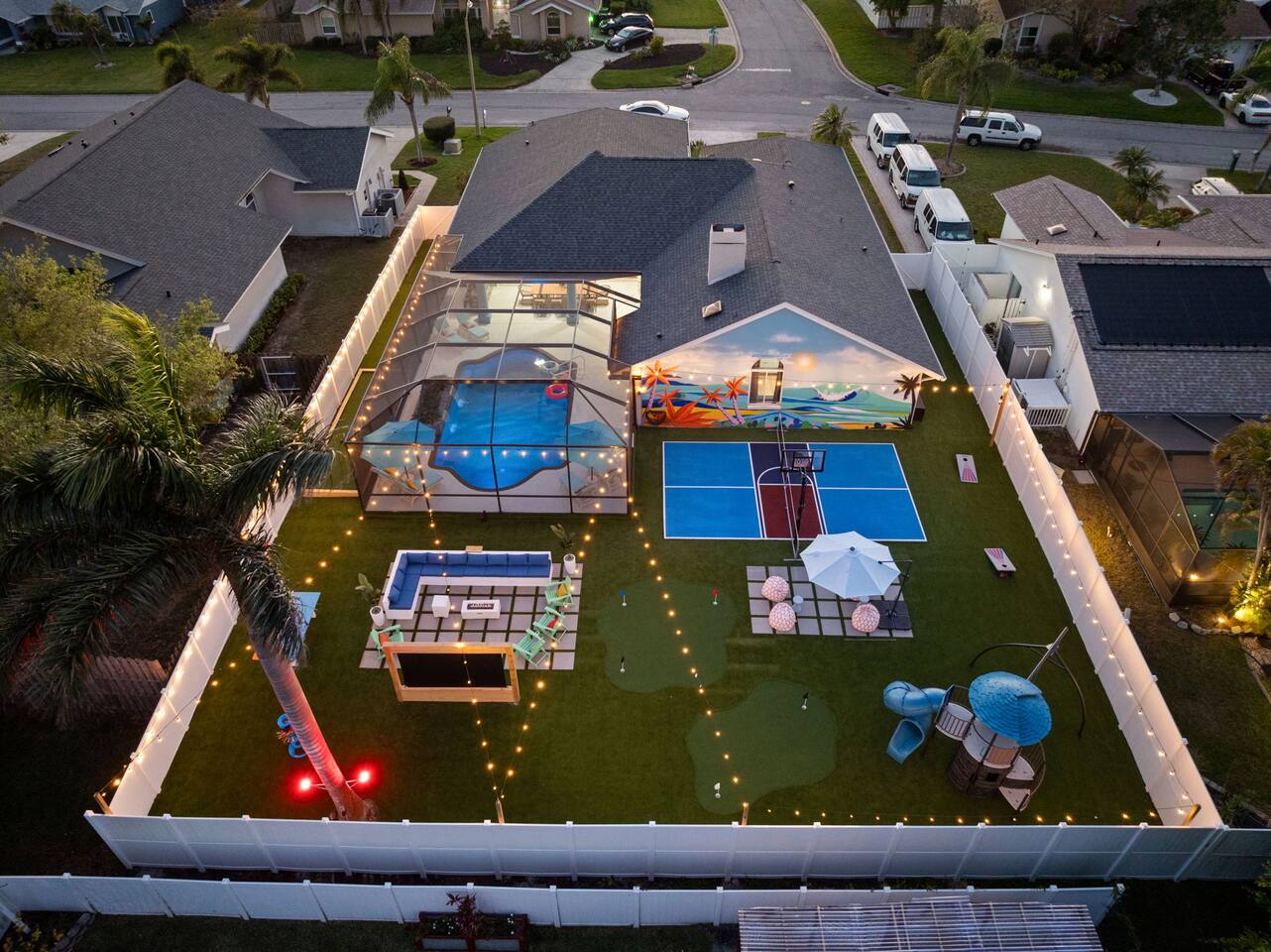 Luxury Oasis! Heated Pool, Pickleball, and Games in Bradenton
