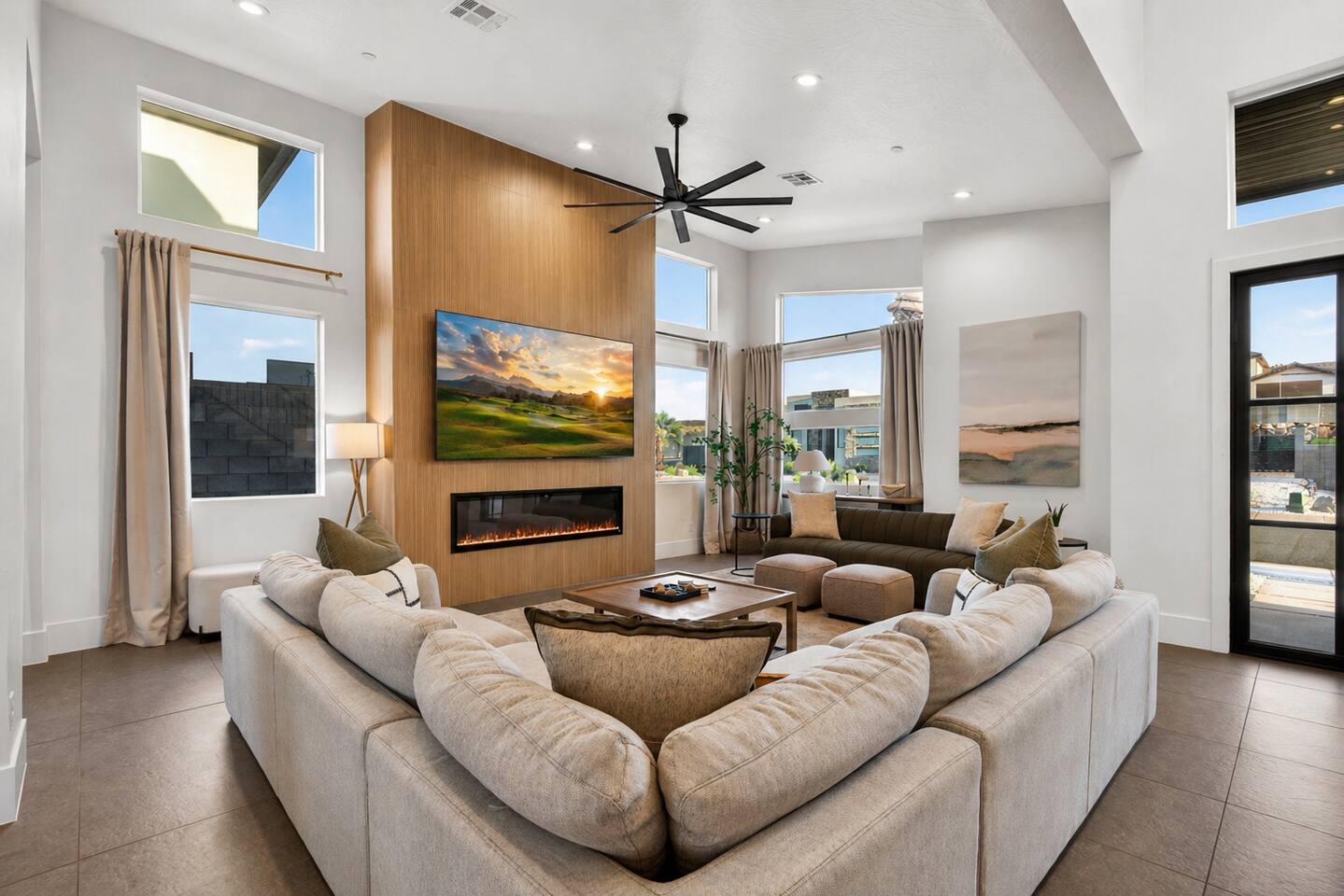 7BR Luxury Retreat | Sleeps 20+ | Games + Bunks