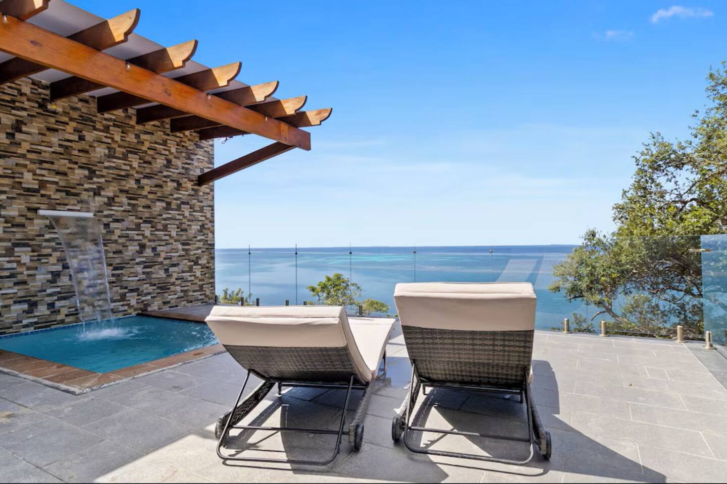 Oceanfront Casita w/ Private Plunge Pool, Dock