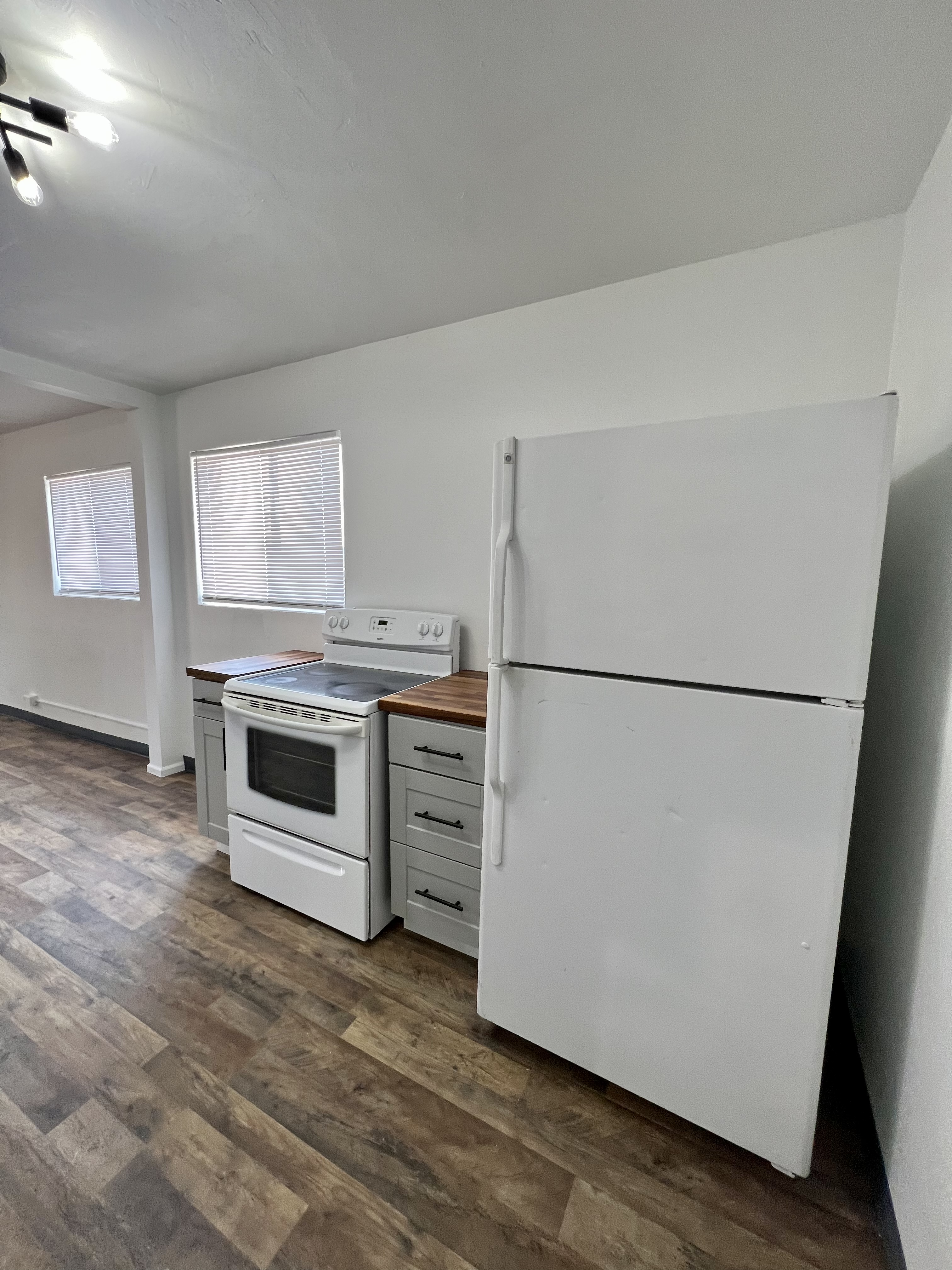 Manhattan Heights Modern Apt