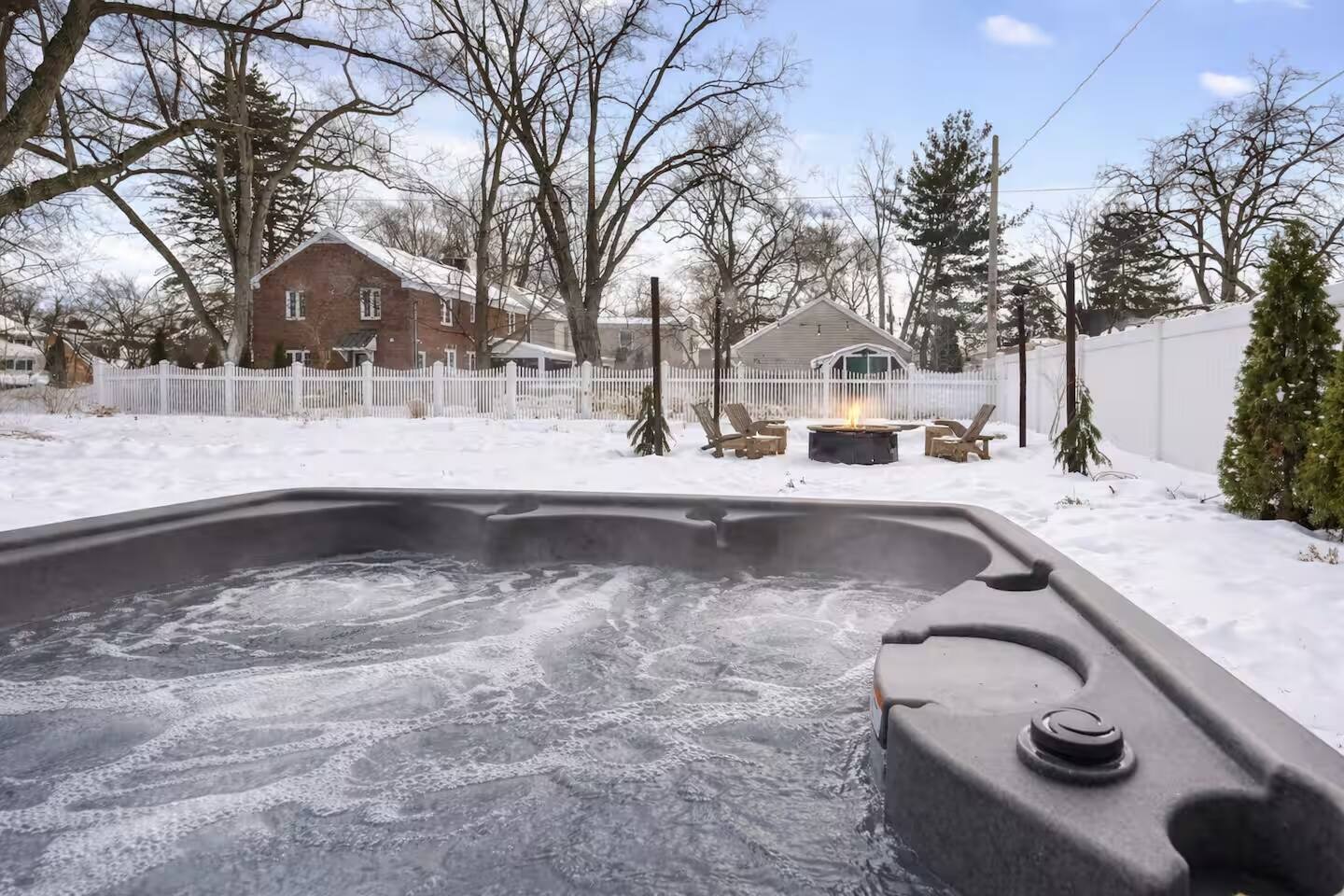 5BR Toledo Retreat | Hot Tub, Sauna | Sleeps 14