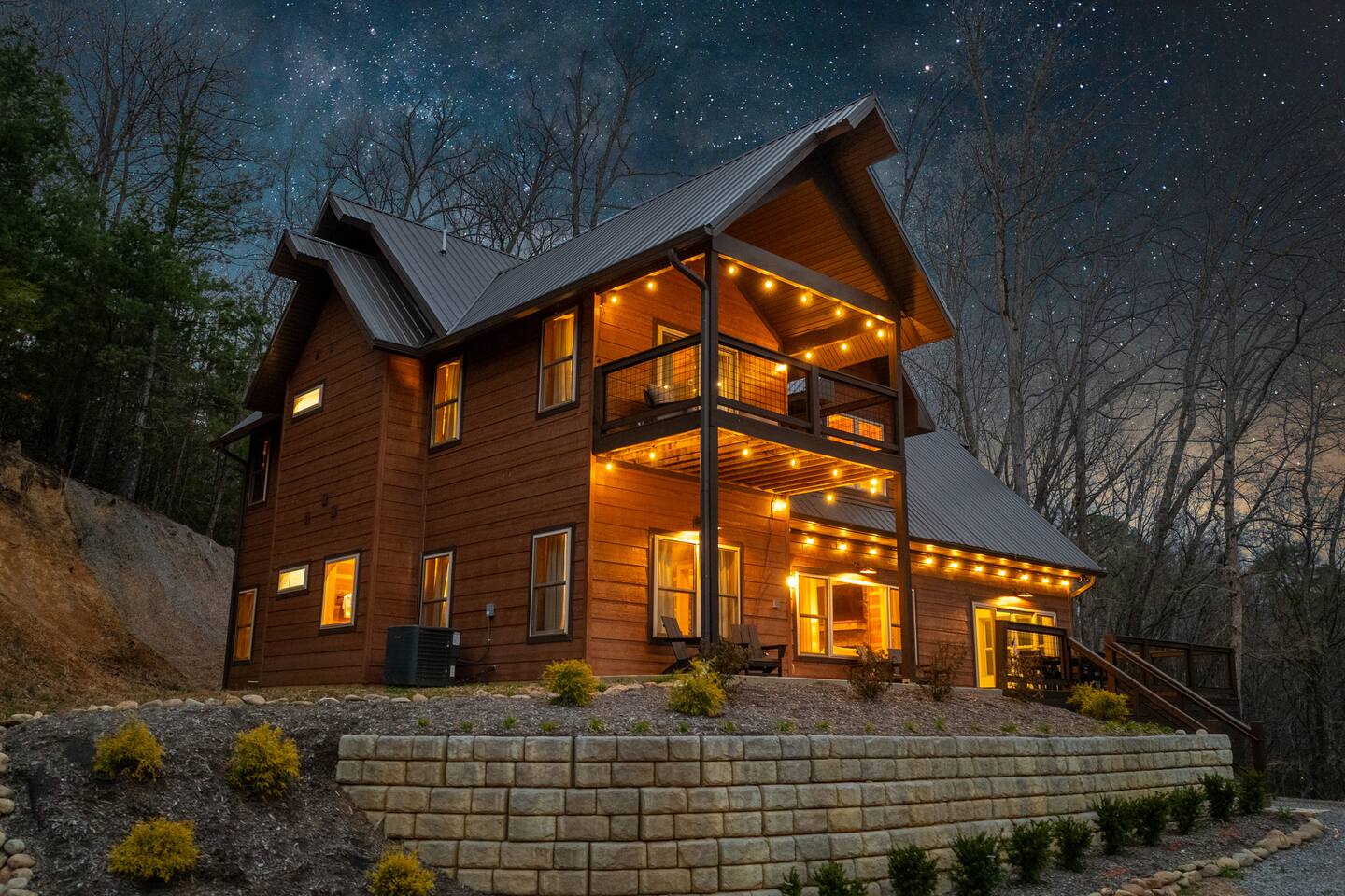 New Pool Cabin! Luxury Design, Game Room, Hot Tub!