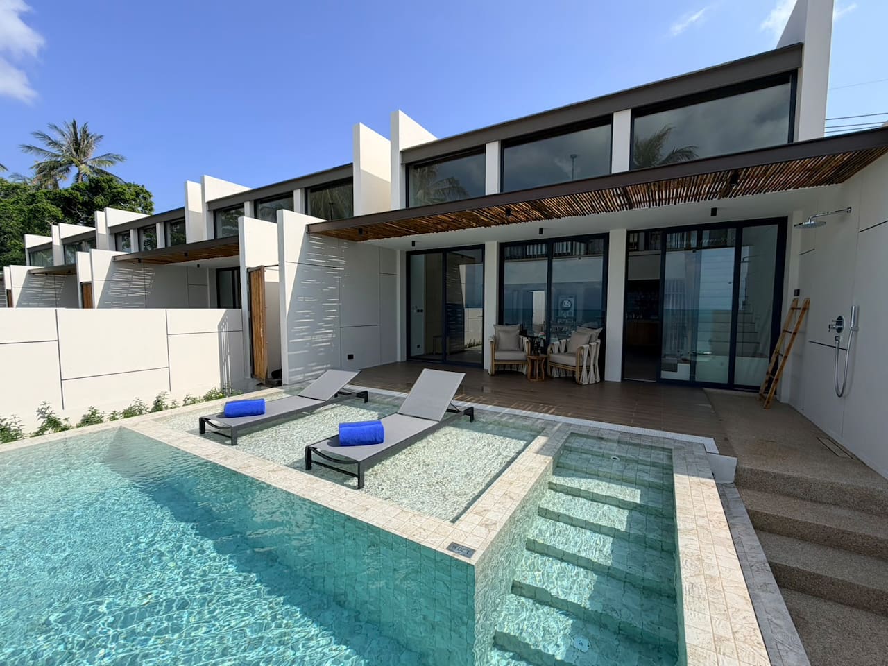 Pano Samui Beachfront Villa 2