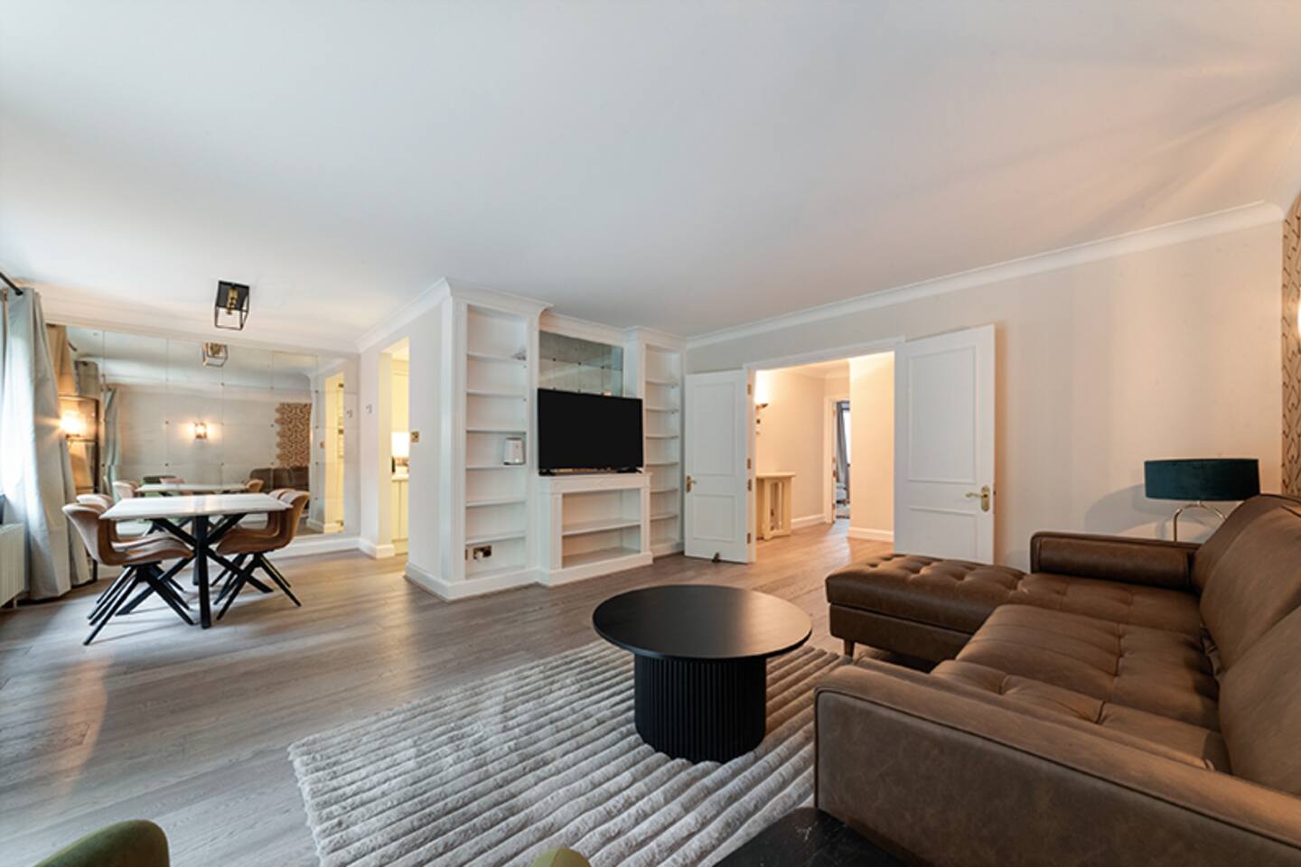 Elegant 1 bed Mayfair with AC | Private Terrace
