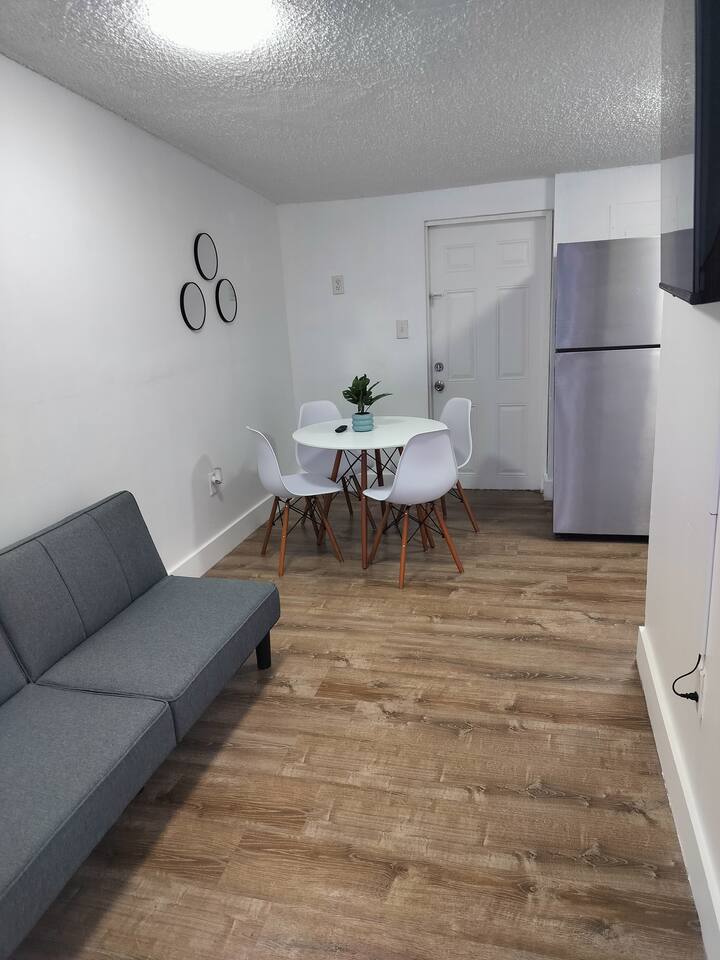 Little Havana Cozy Stay LH14