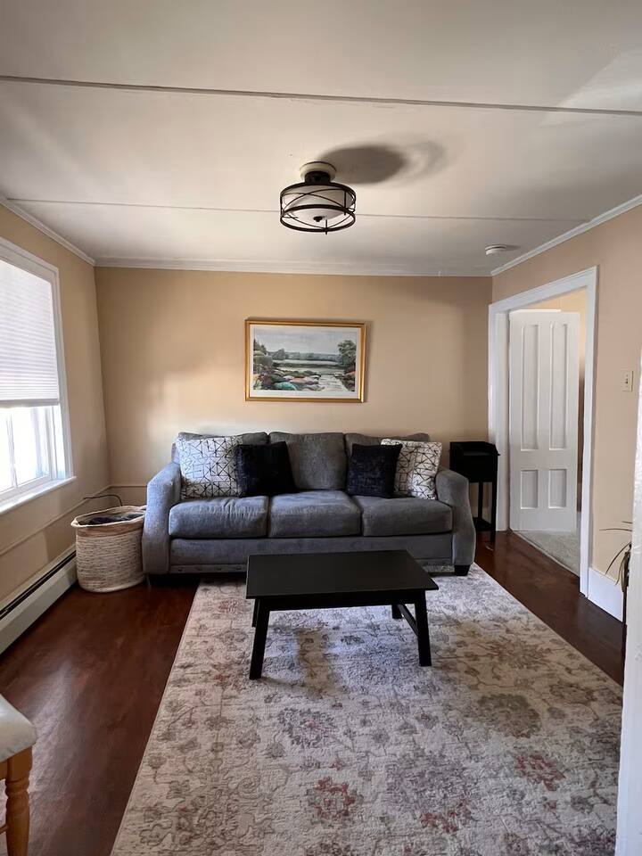 Cozy Retreat (Unit 2) Close to Smuggs, Stowe, Jay