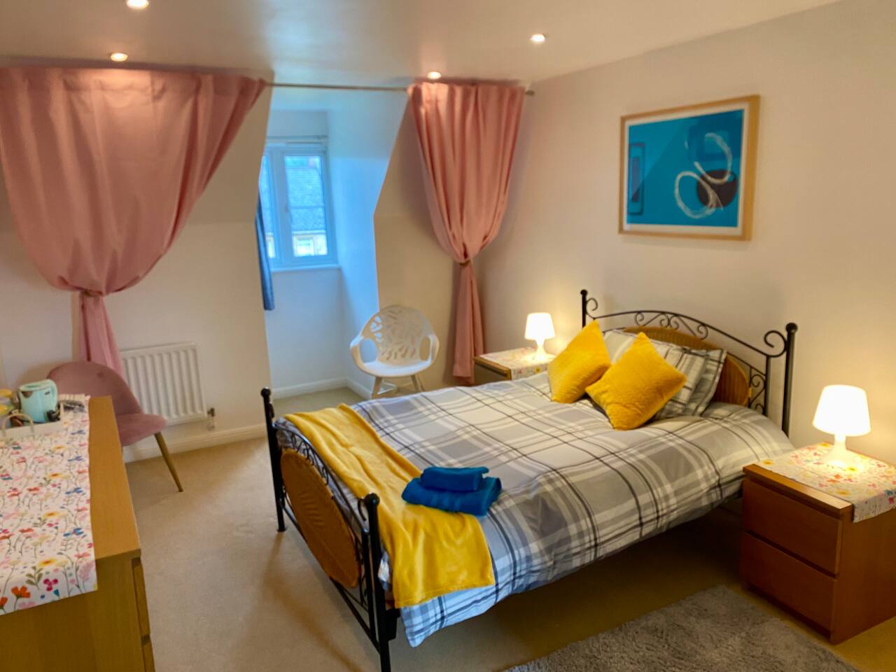Ensuite Room near Hospital, St Lukes, County Hall
