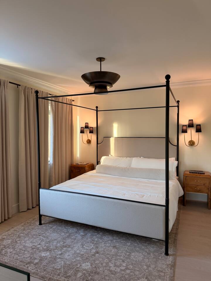 Biscayne Palms Retreat