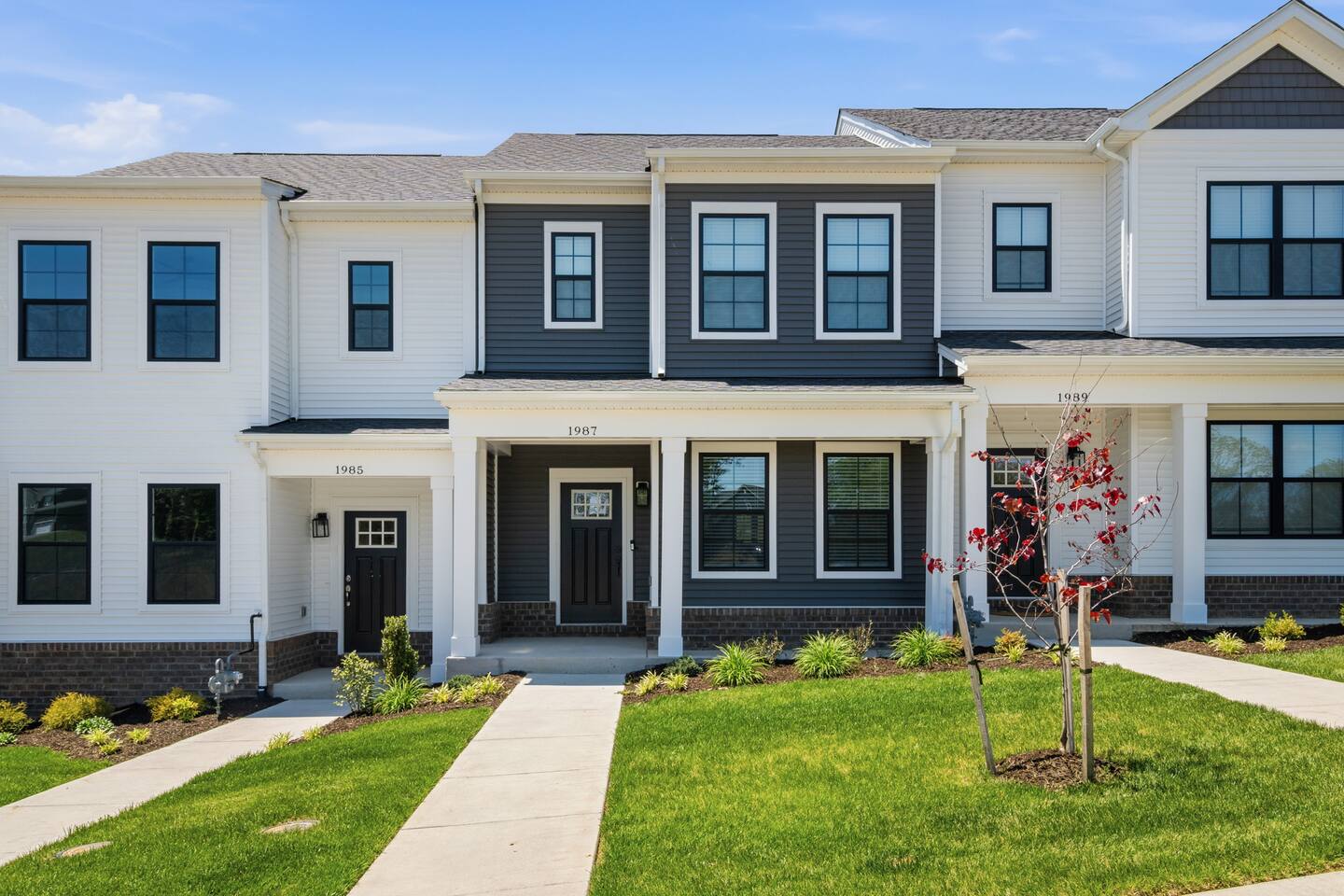 The Burg Nest - Brand New Townhome Close to VT