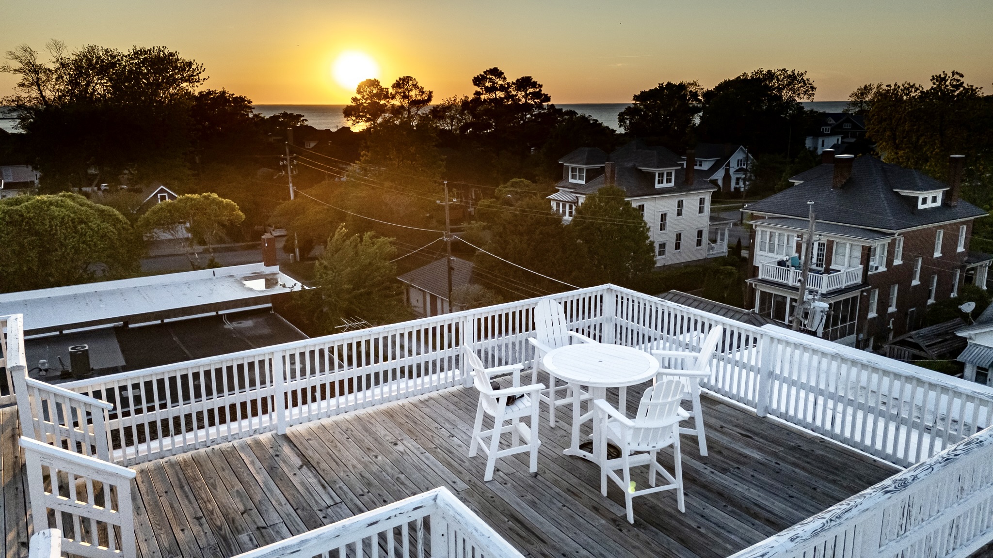 Mason Ave Condo~ Steps from Beach~ Rooftop Deck!
