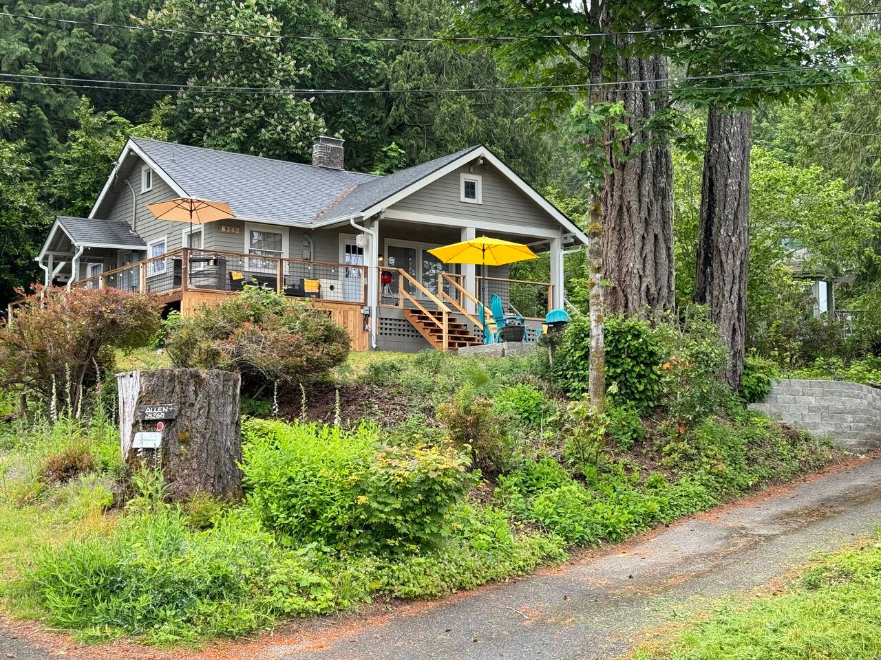 Hood Canal View Cottage, 2BR 1BA near Alderbrook