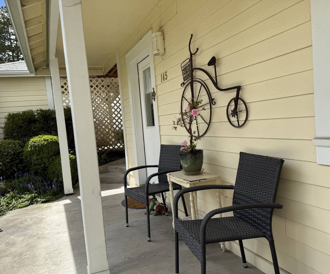 Casa Amore (Ashland)