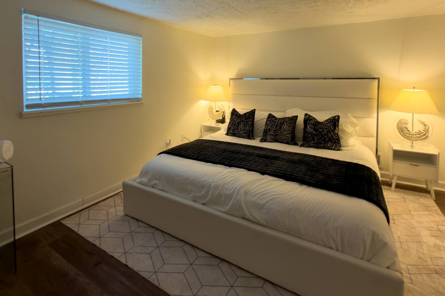 The Airport House photo 4