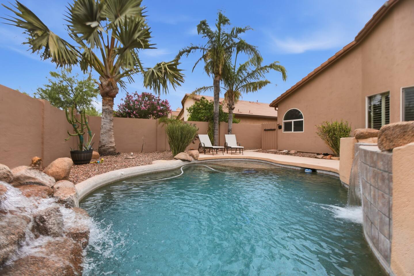 Gold Canyon Oasis • Pool+Spa • Mountain Views