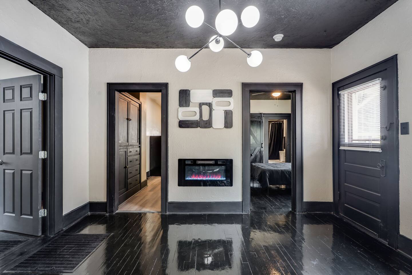 Delano Double Retreat Entire Duplex Both Sides