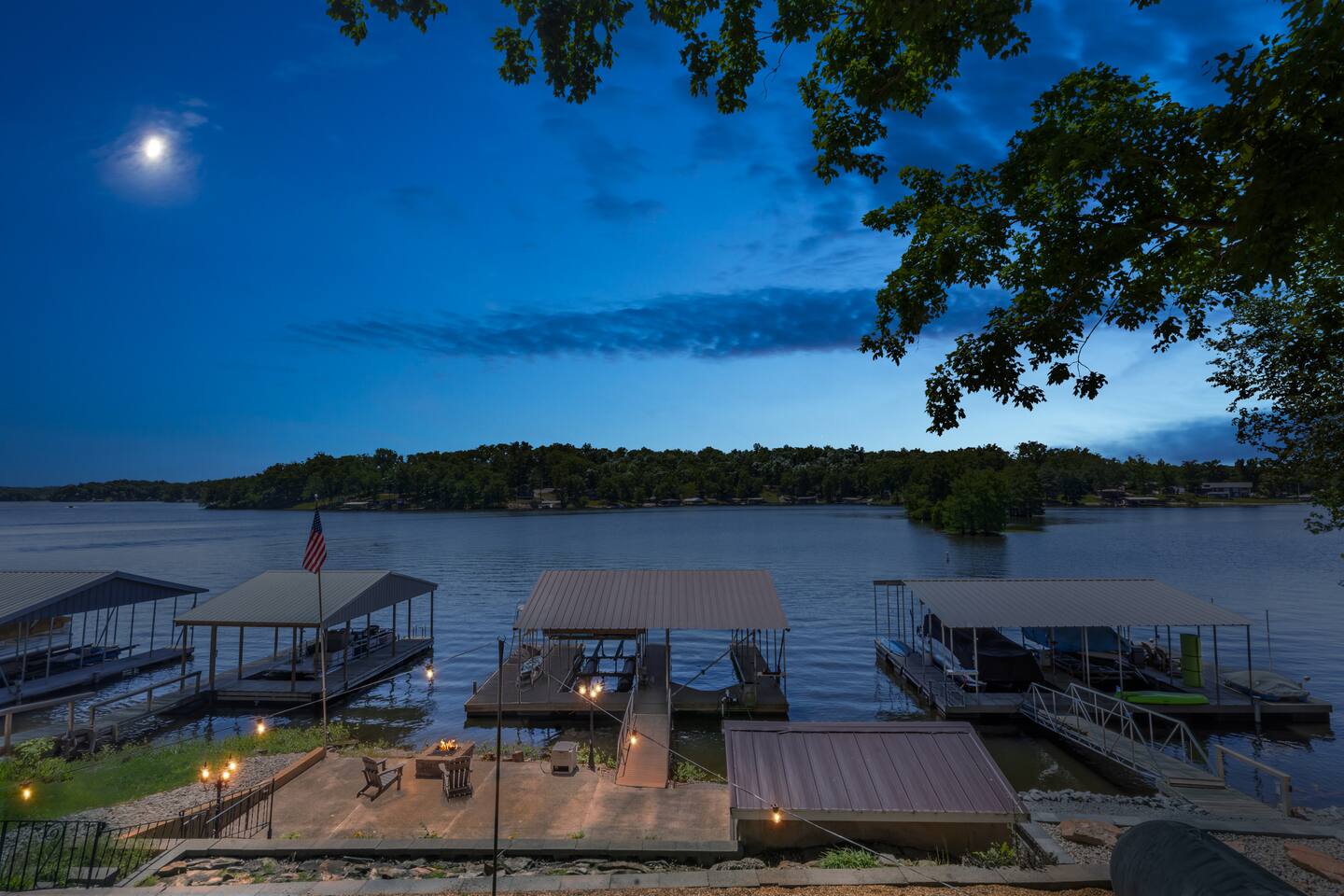 Dock seating at dusk