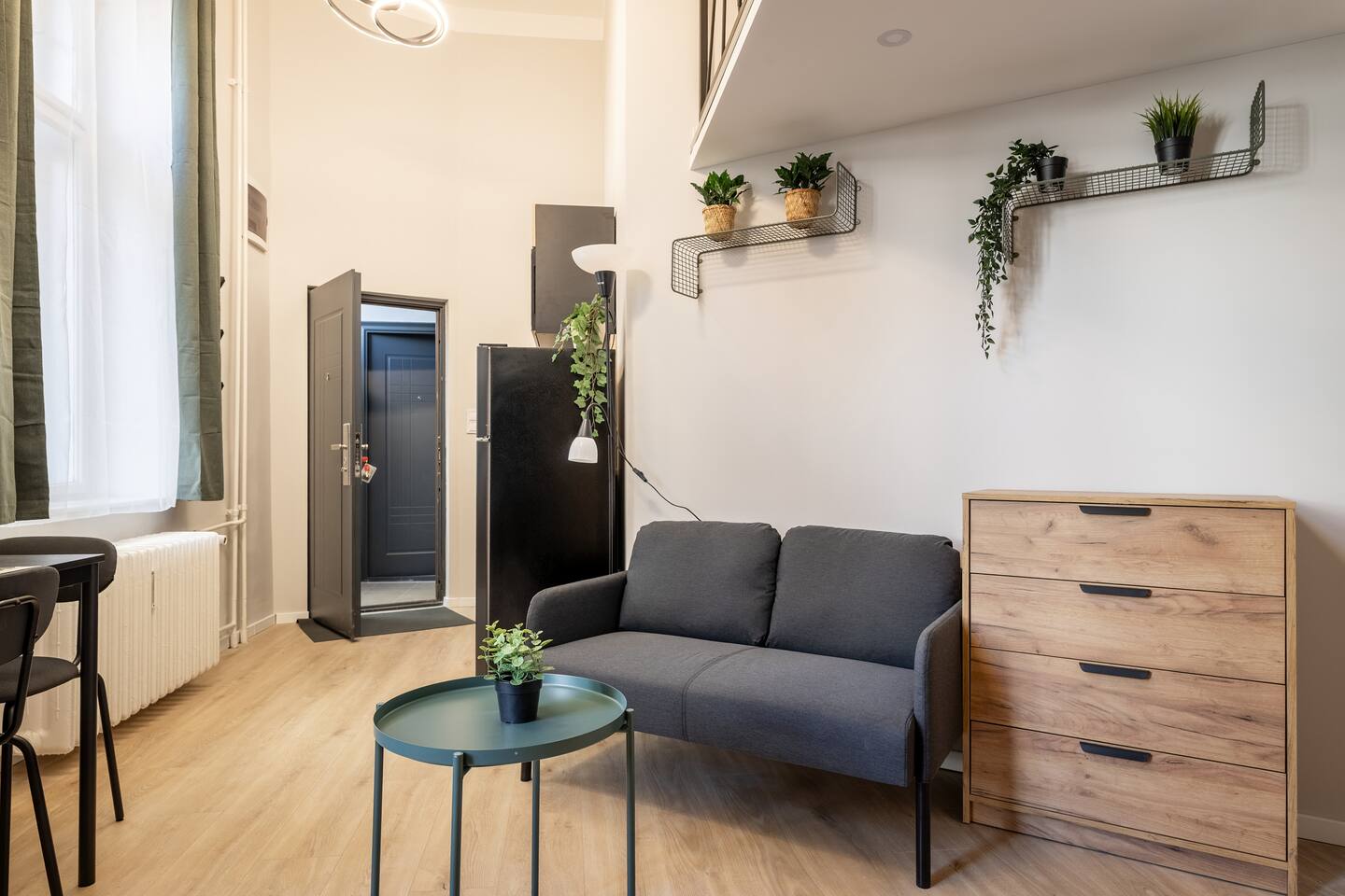 Downtown Studios 4 • Central Escape