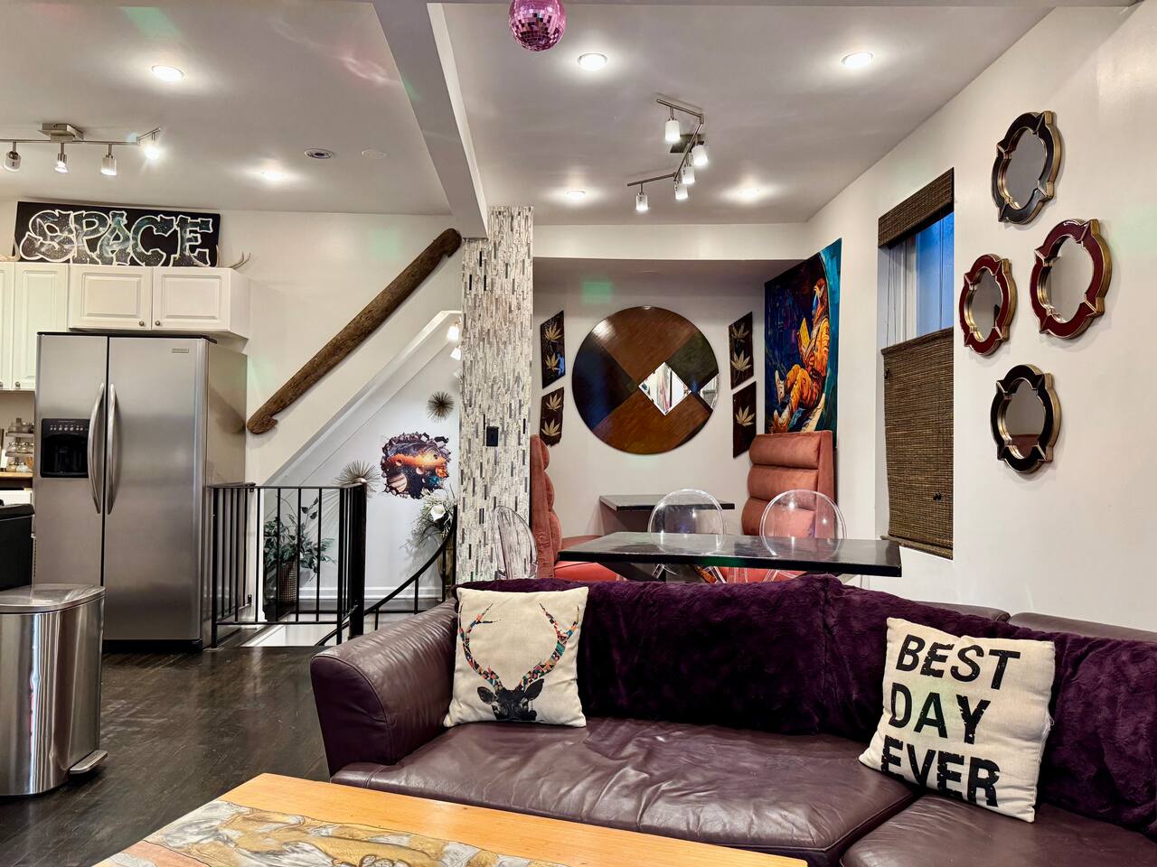 Wicker Park Crash Pad + 7 Beds