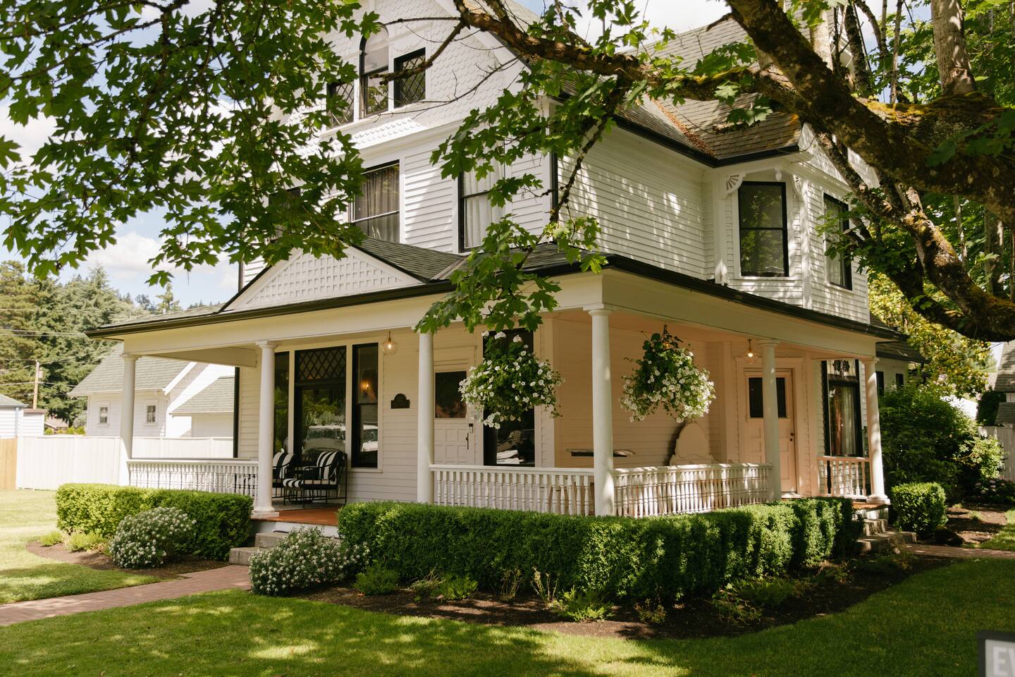 Lush, Charming, and Historic!