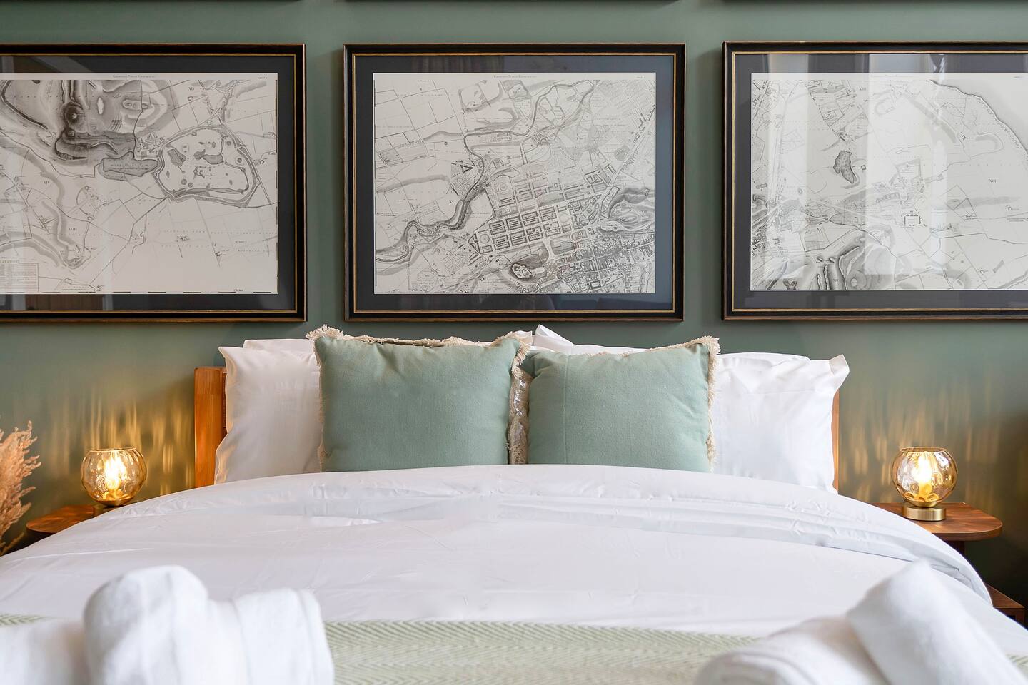 Old Town Studio Launchpad: Sleeps 4, Free Parking