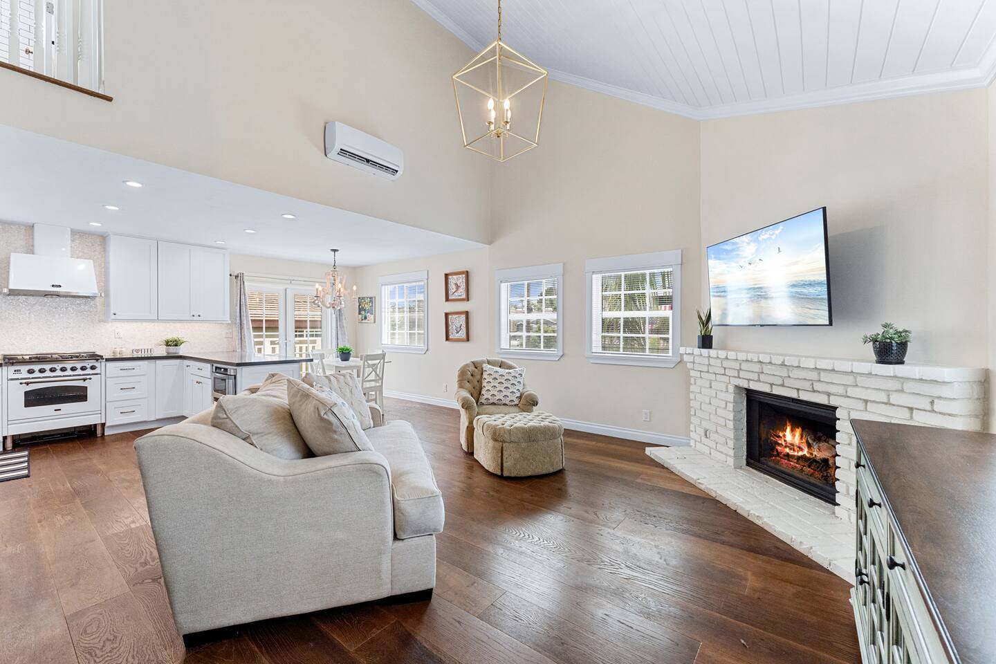 The Cozy Retreat | 1 Mile From Beach
