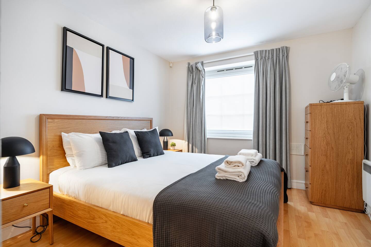Apartment near London Bridge station with A/C