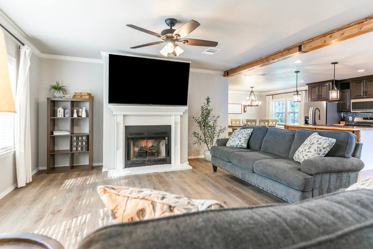 Cedar Ridge | Fire Pit • Deck • 4BR Cabin Feel