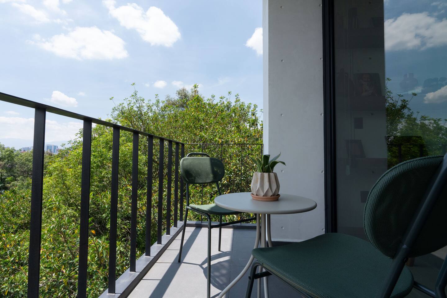 Designer loft in southern Rome, laundry, balcony - foto 3