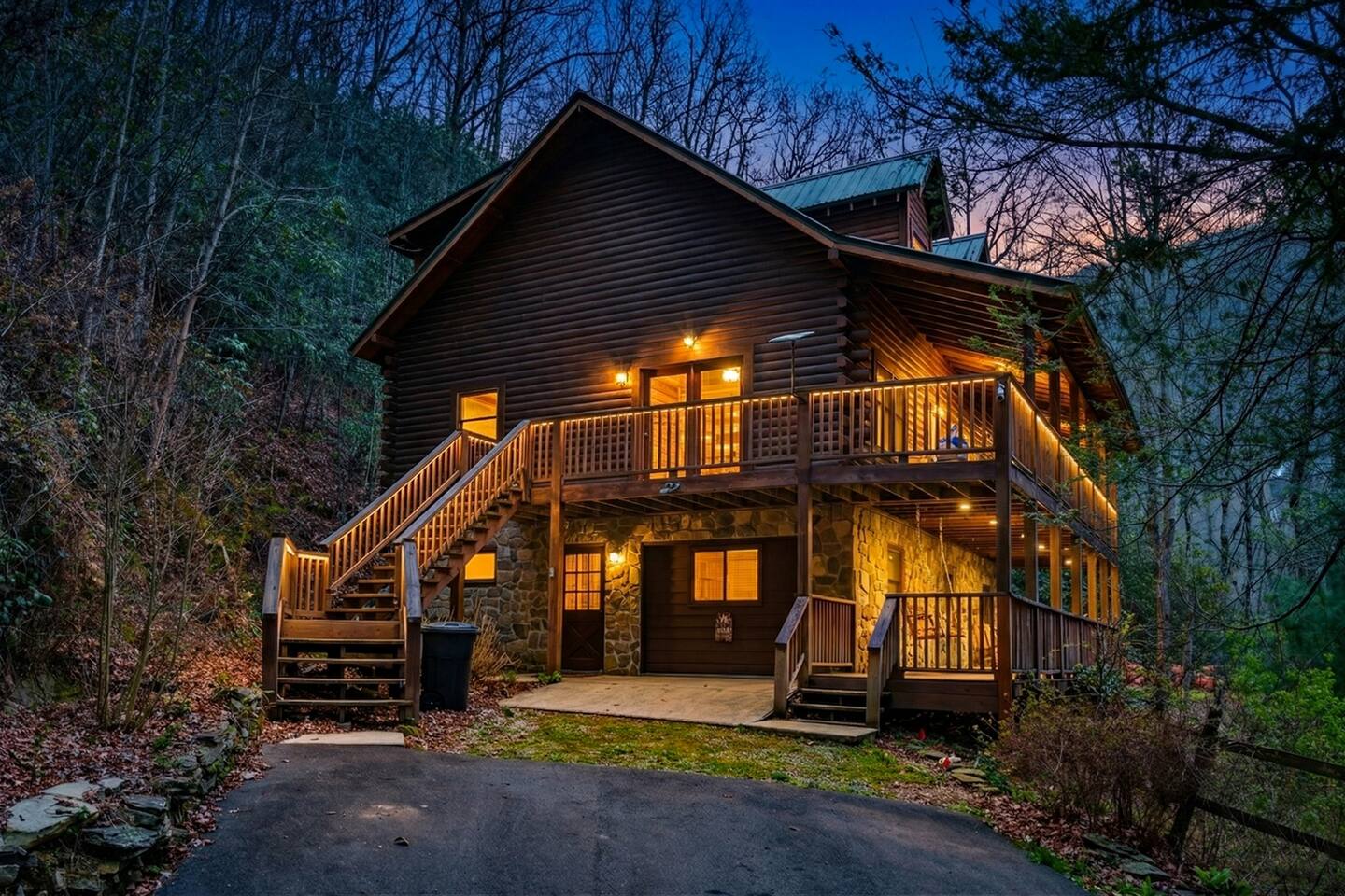 Mama Bear's Cabin — Bryson City, NC